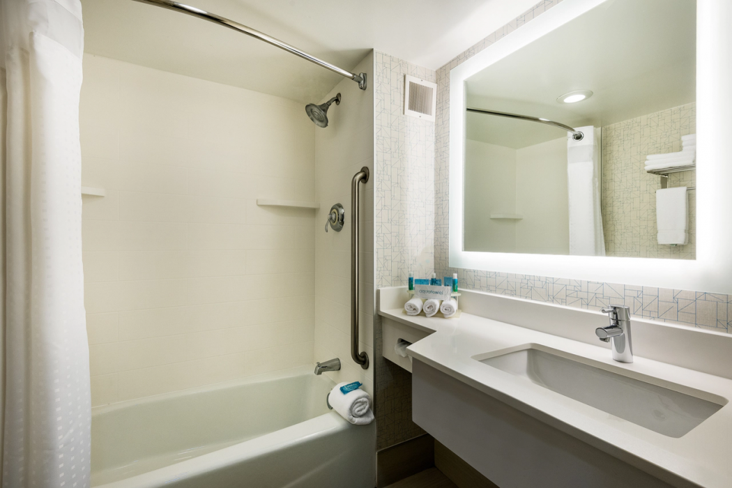 Country Inn & Suites by Radisson, Downtown Albany New York 7/24