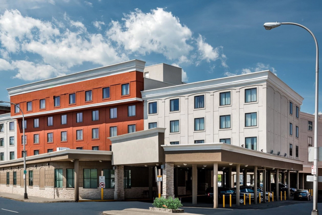Country Inn & Suites by Radisson, Downtown Albany New York image