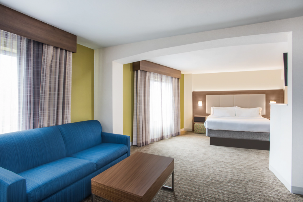 Country Inn & Suites by Radisson, Downtown Albany New York 8/24