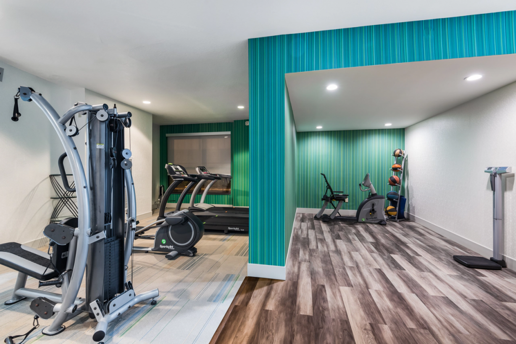Country Inn & Suites by Radisson, Downtown Albany New York 11/24