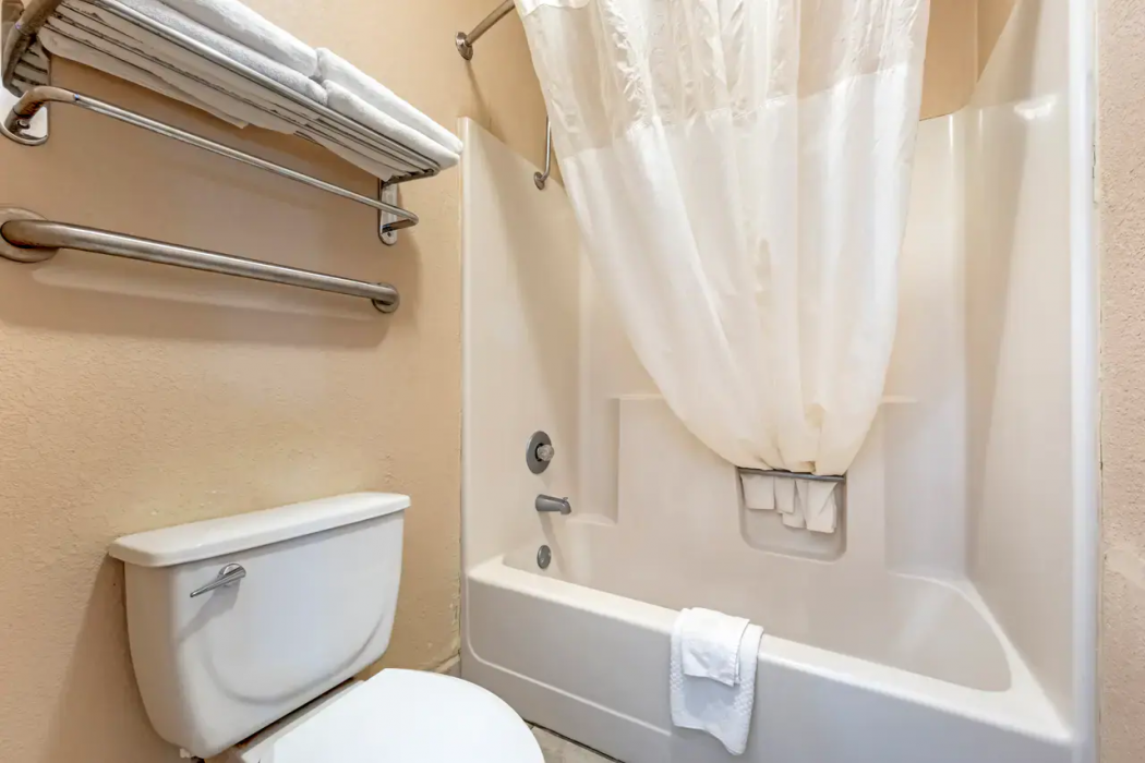 Quality Inn Amarillo West near Medical Center 18/28