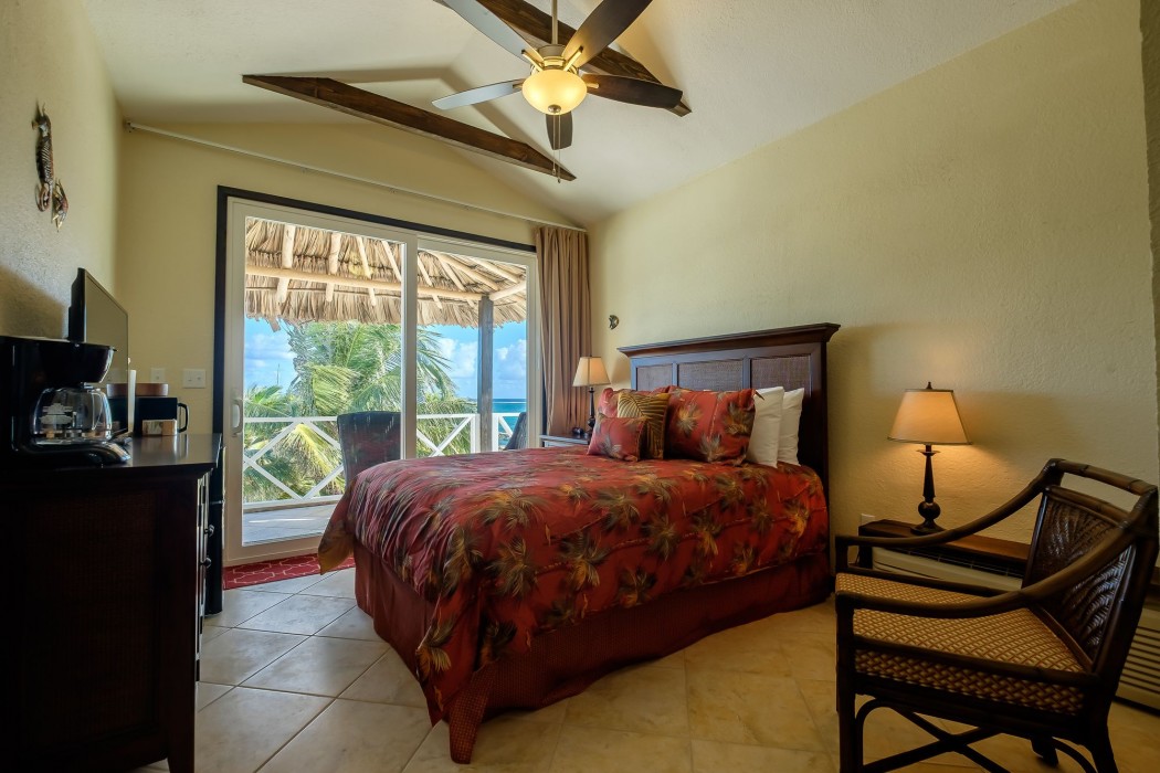 The Palapa House 25/85
