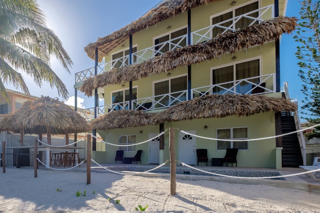 The Palapa House 30/85