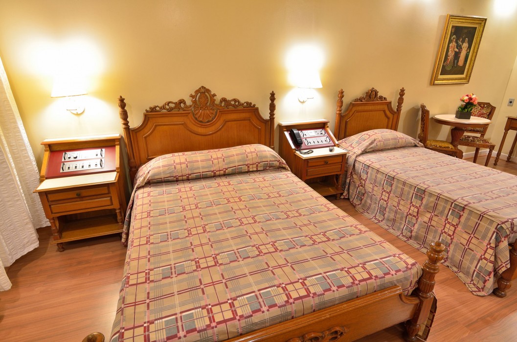 Hotel Castelar 61/99
