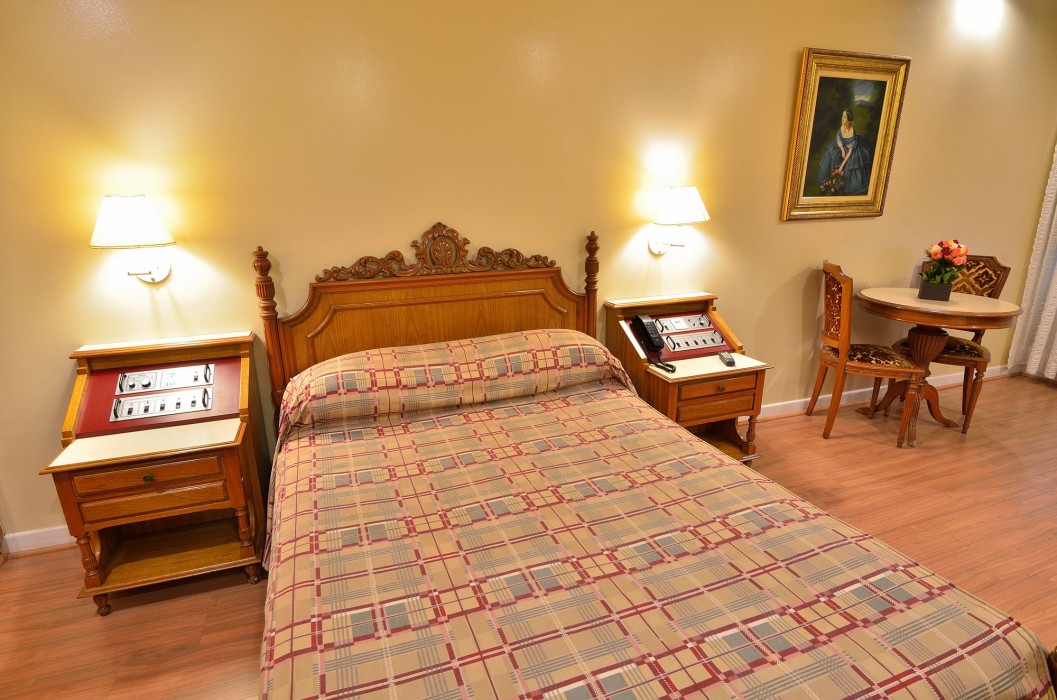 Hotel Castelar 39/99