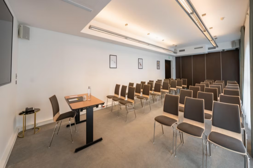 Voco Paris Montparnasse Ex Holiday Inn Paris Gare Montparnasse 25/64