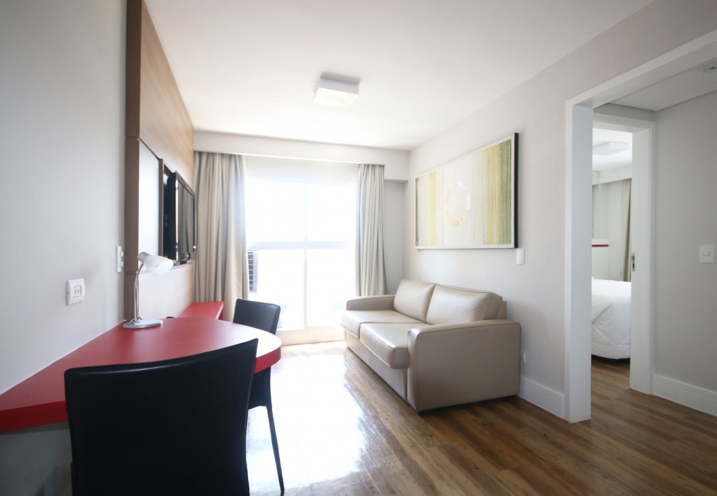 Ez Aclimação Hotel 25/100