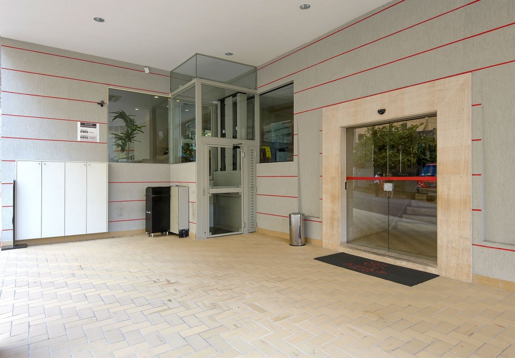 Ez Aclimação Hotel 30/100