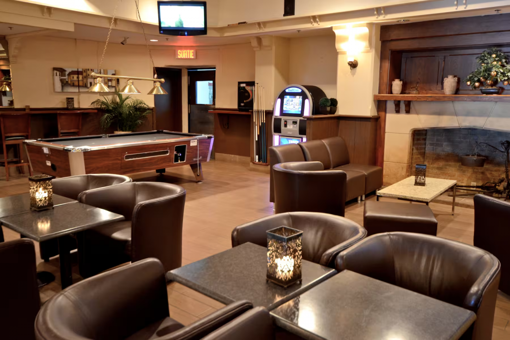 Armon Plaza Montreal Airport 26/62