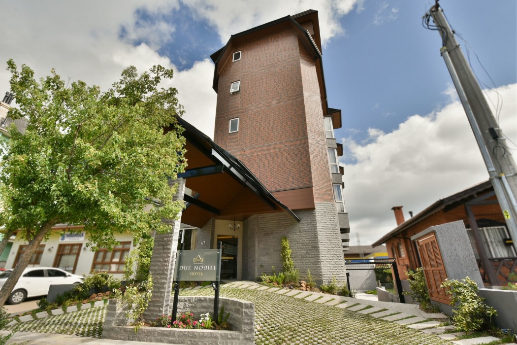 Due Nobili 15/28