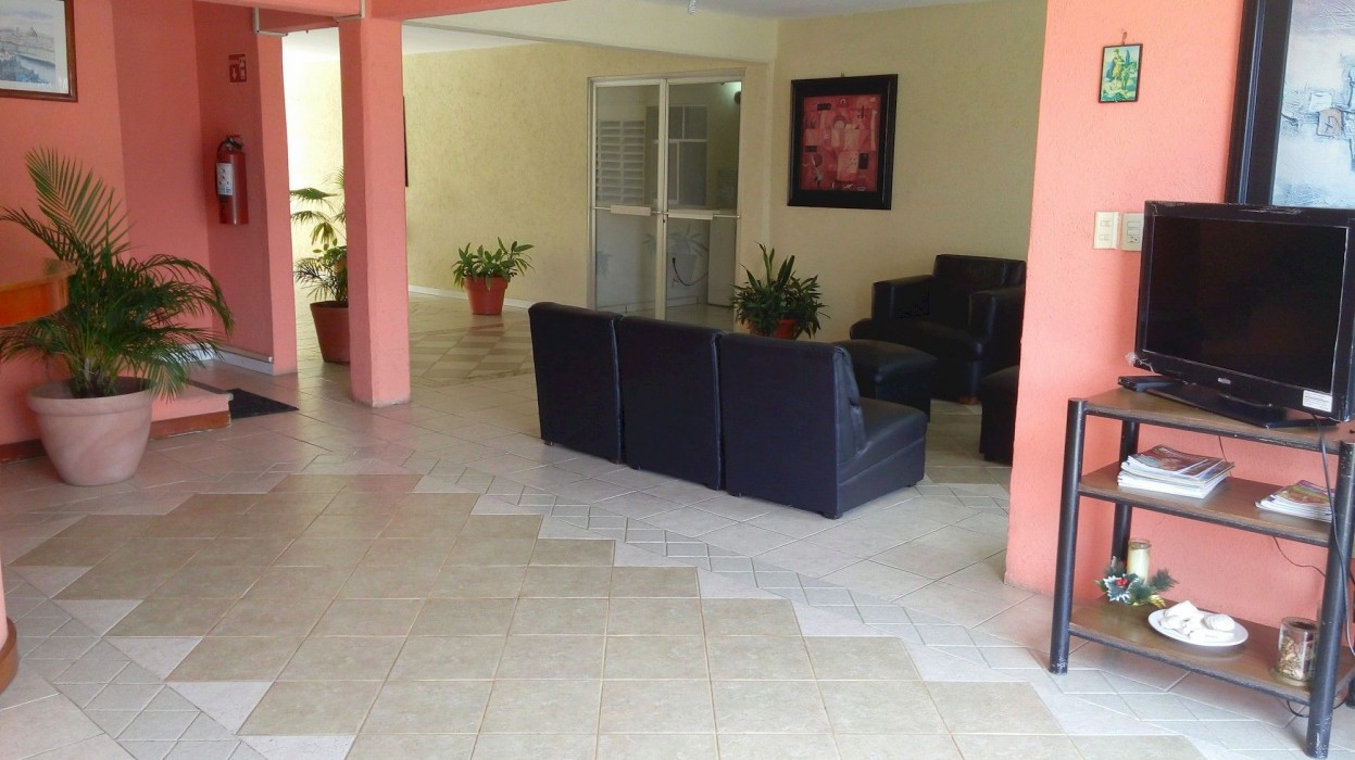 Hotel Plaza Jardin 43/70