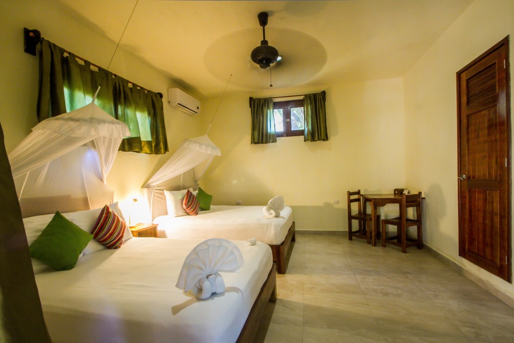 Playa Canek Boutique Eco Hotel 66/100