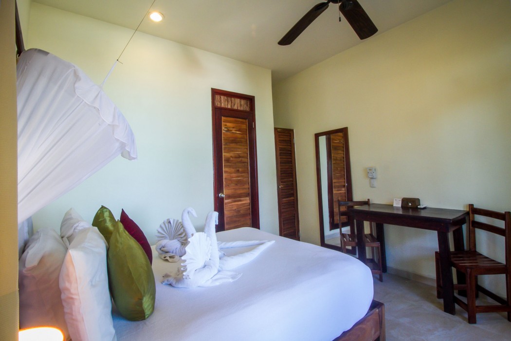 Playa Canek Boutique Eco Hotel 59/100