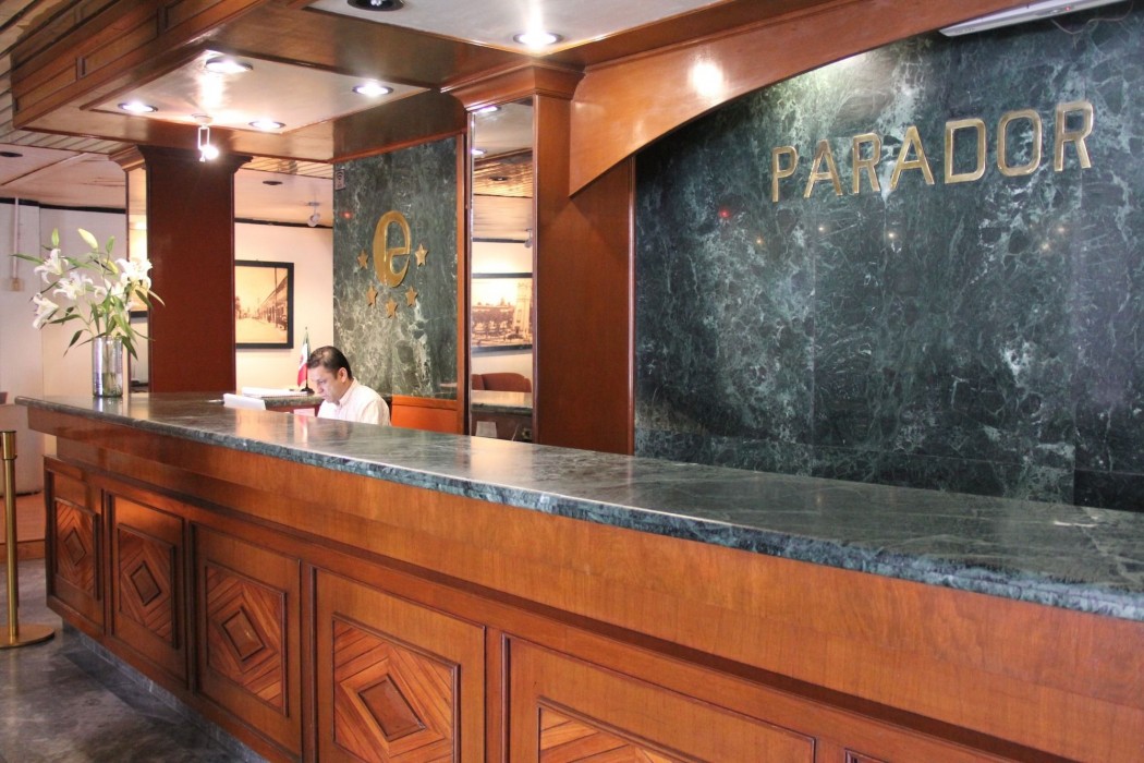 Hotel Parador Del Rio 71/95