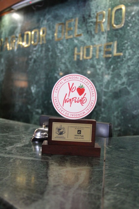 Hotel Parador Del Rio 52/95