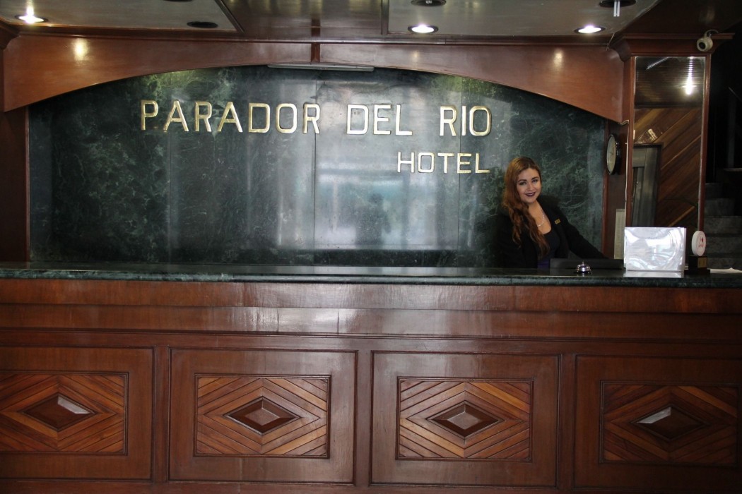 Hotel Parador Del Rio 35/95