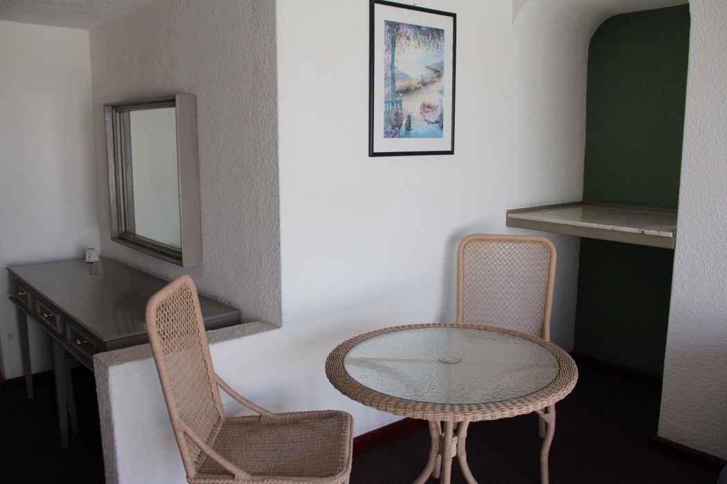 Hotel Parador Del Rio 65/95
