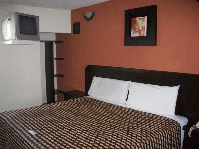 Hotel Emperador 28/55