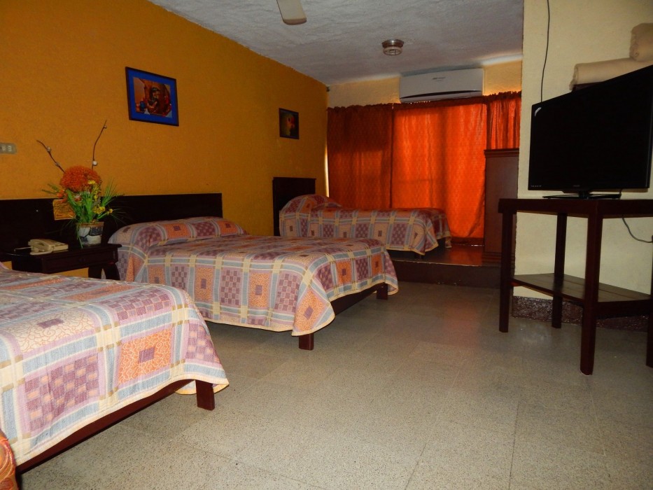 Hotel Riviera 28/66