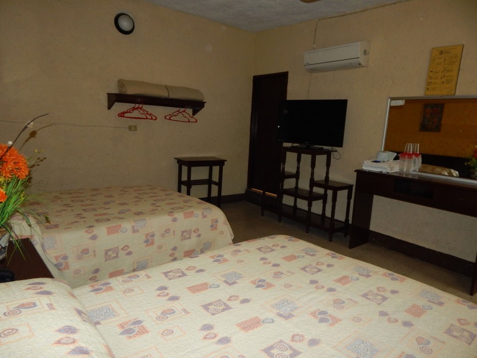 Hotel Riviera 24/66