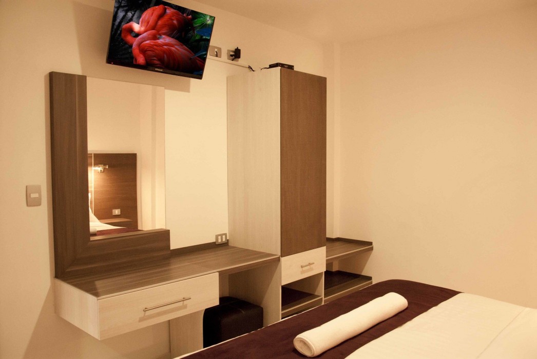 Hotel Ms 25/64