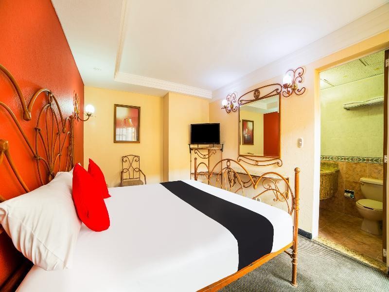 Oyo Flagship Hotel Santa Maria 63/98