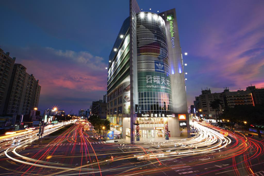 Holiday Inn Express Taichung Park 1/58