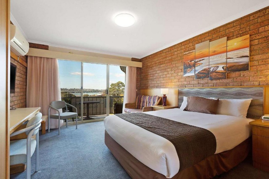 Merimbula Sapphire Motel 9/20