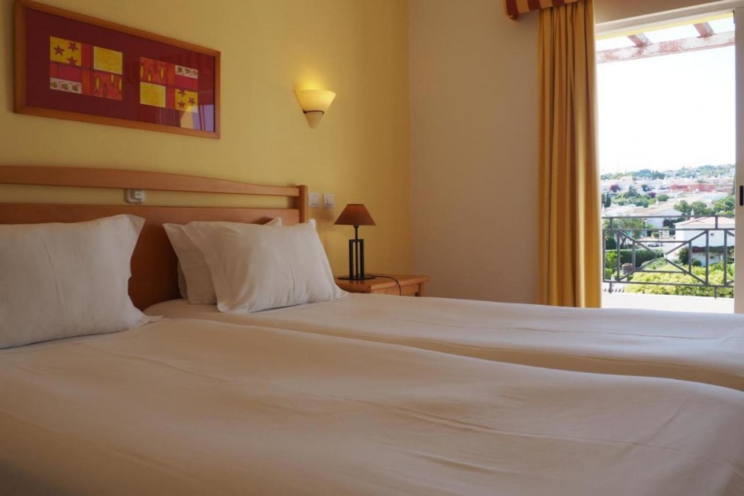 Luz Bay Hotel 12/37