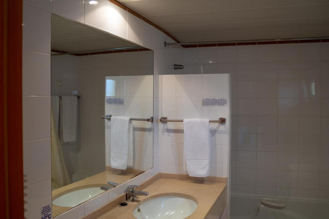 Luz Bay Hotel 17/37