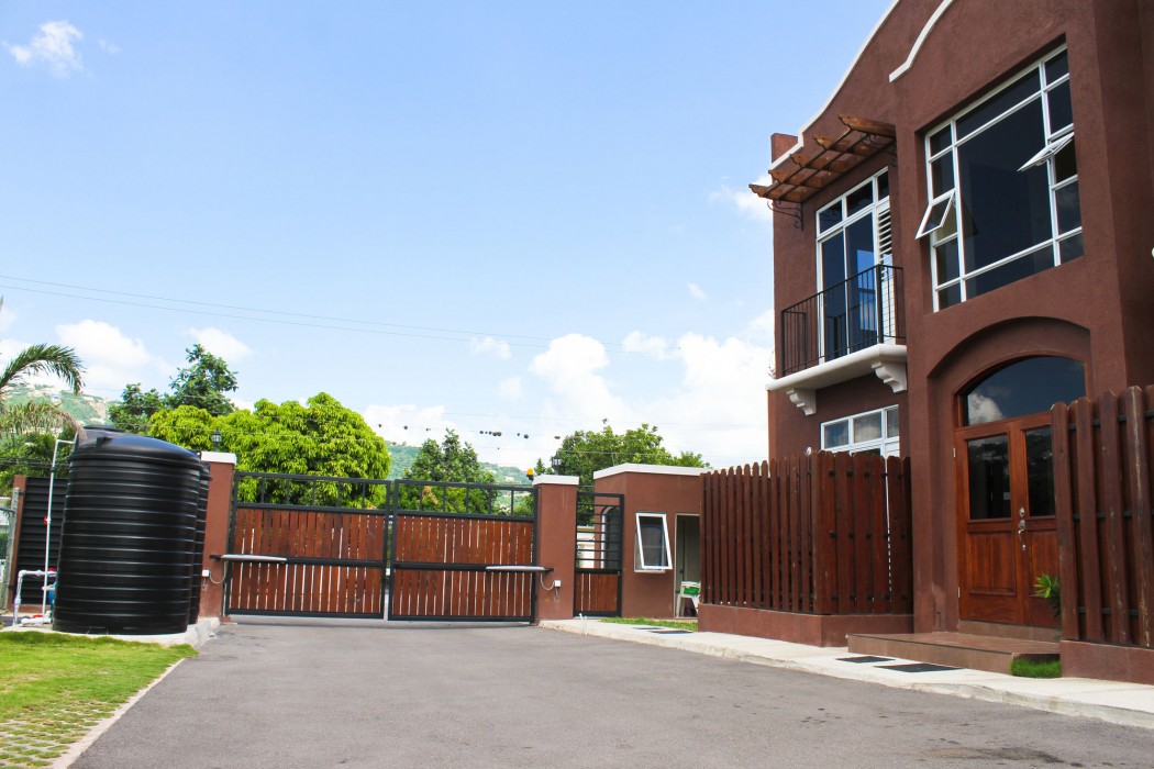 Eclipse Suite Guest Apartments 23/77