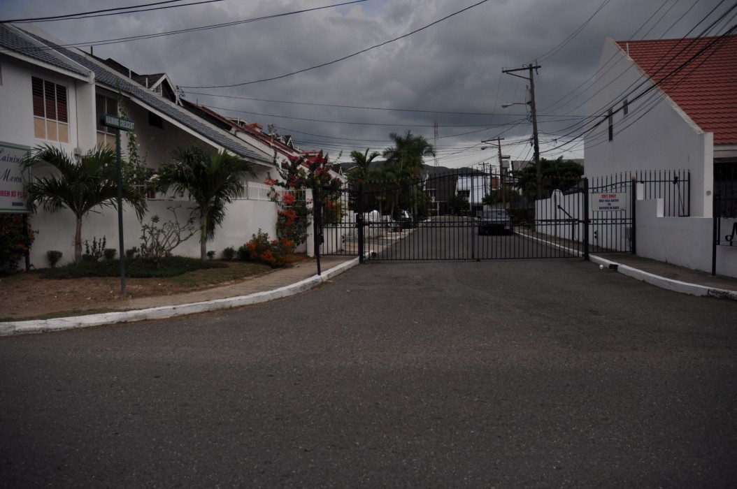 New Kingston Guest Apartment Vii 25/32
