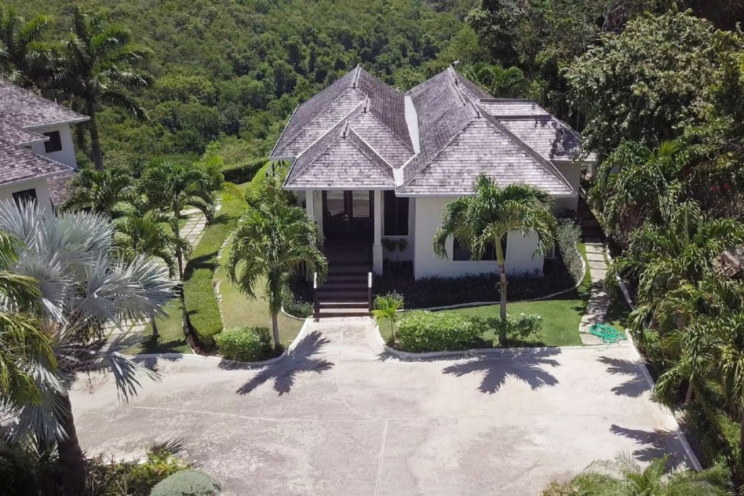 Nianna Luxurious Villa 19/74