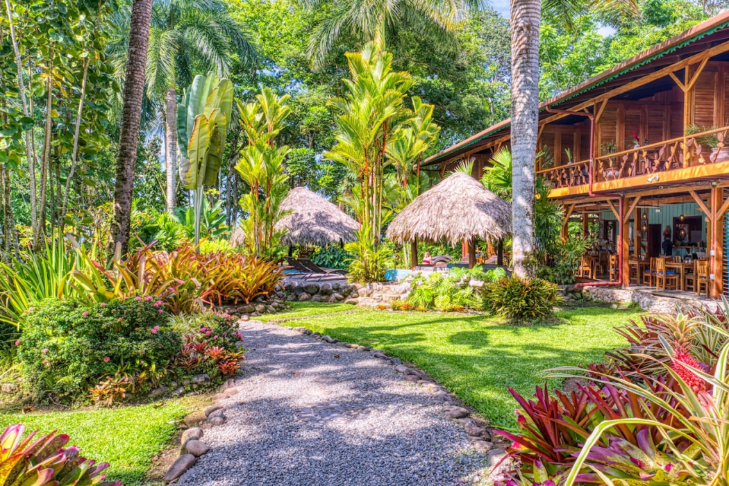 Hotel Banana Azul - Adults Only in CAHUITA