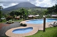 Hotel Miradas Arenal 30/96