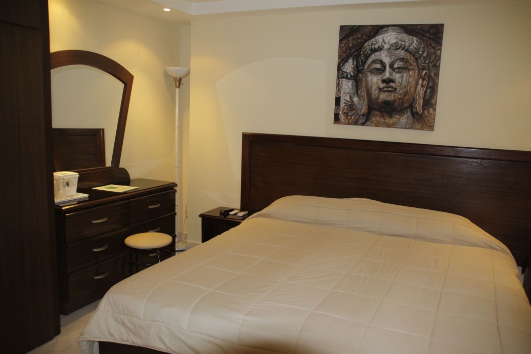 Hotel San Thomas Inn 16/33
