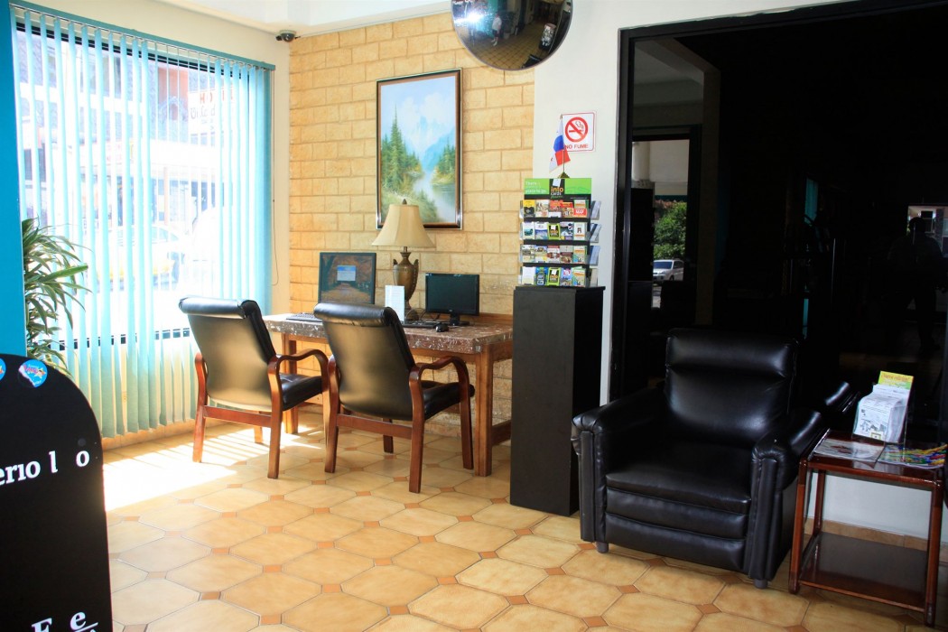 Hotel San Thomas Inn 26/33