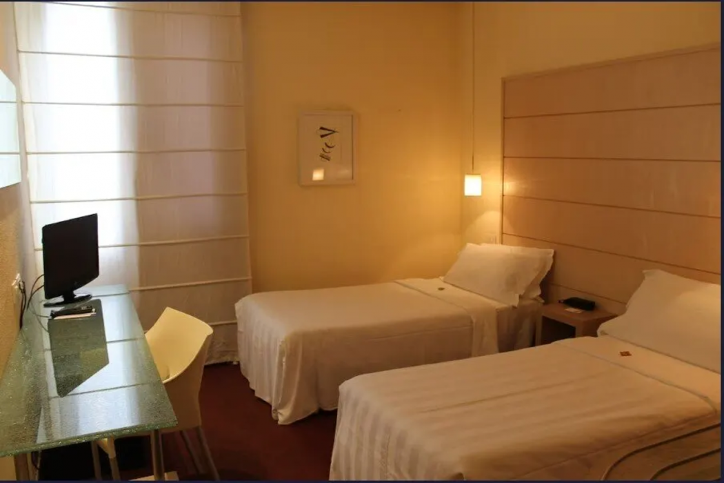 B&B HOTEL Calenzano First 8/18