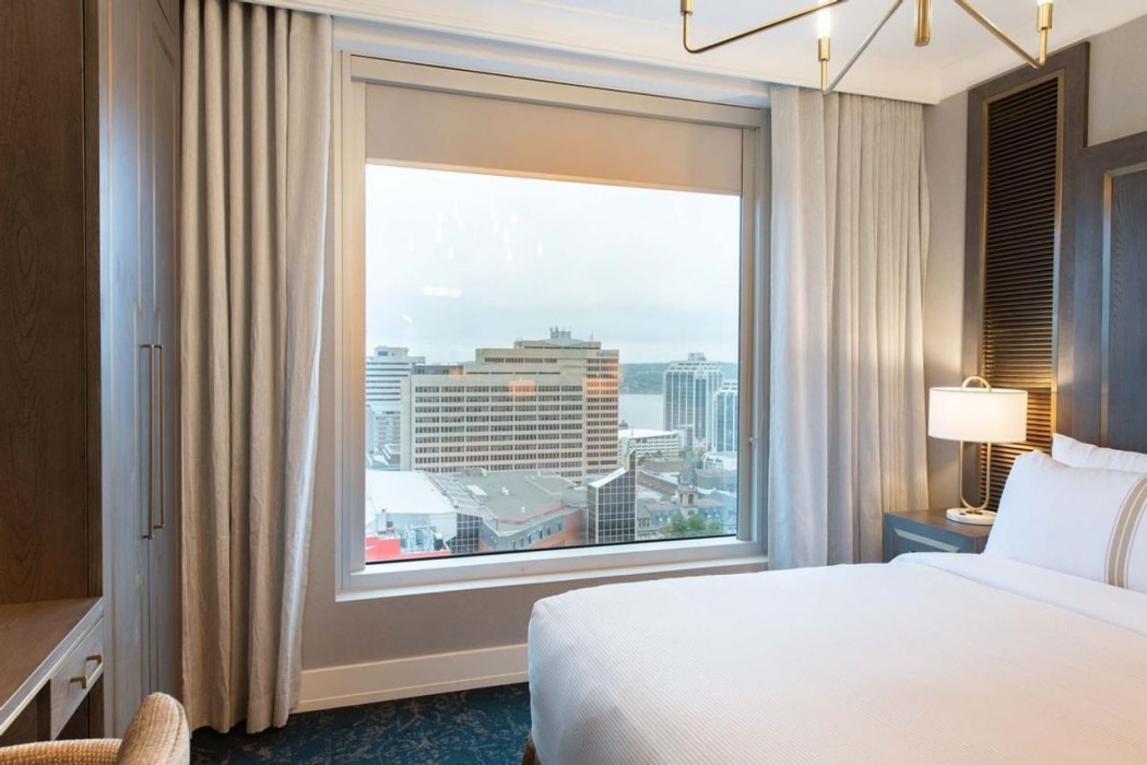 Sutton Place Hotel Halifax 24/40