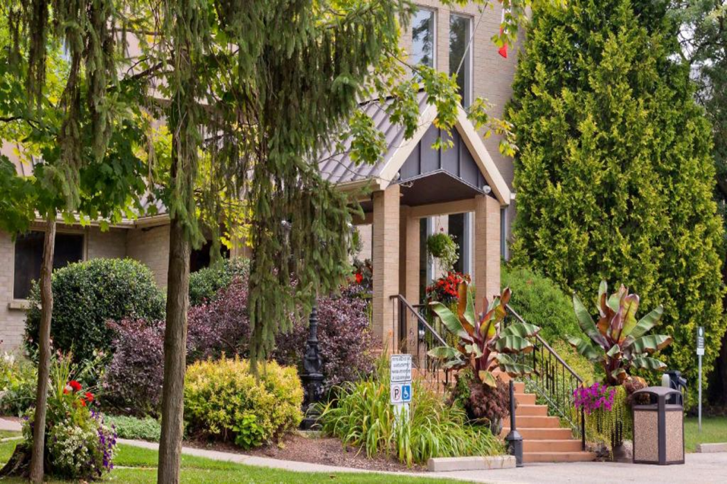 Elm Hurst Inn & Spa, WorldHotels Crafted 3/30