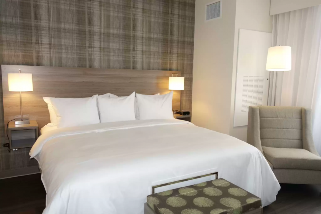 Radisson Kingswood Hotel Fredericton, NB 13/49