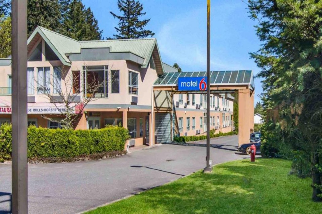 Motel6 Surrey BC in SURREY - BRITISH COLUMBIA