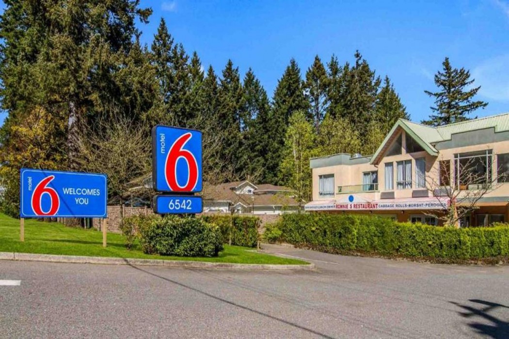 Motel6 Surrey BC in SURREY - BRITISH COLUMBIA