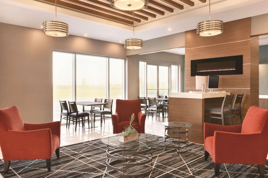 Park Inn by Radisson Brampton, ON 4/20