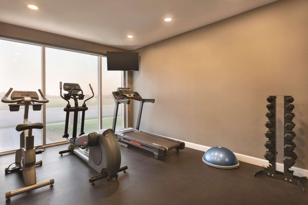 Park Inn by Radisson Brampton, ON 15/20