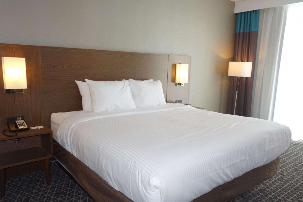 Park Inn by Radisson Brampton, ON 9/20