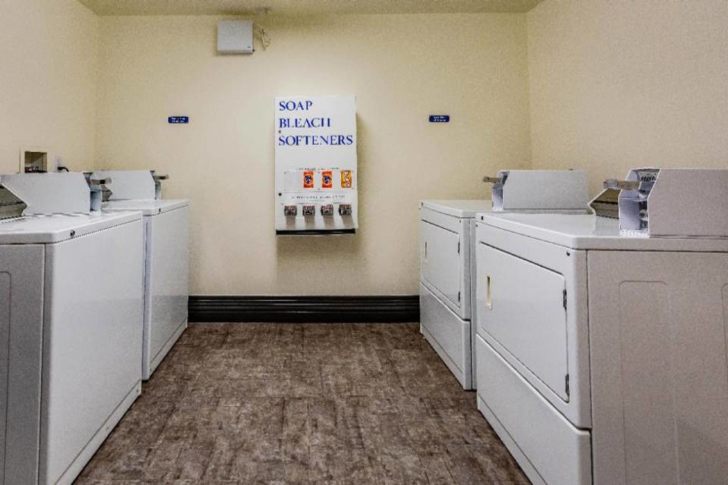 Motel6 Saskatoon, SK 24/55