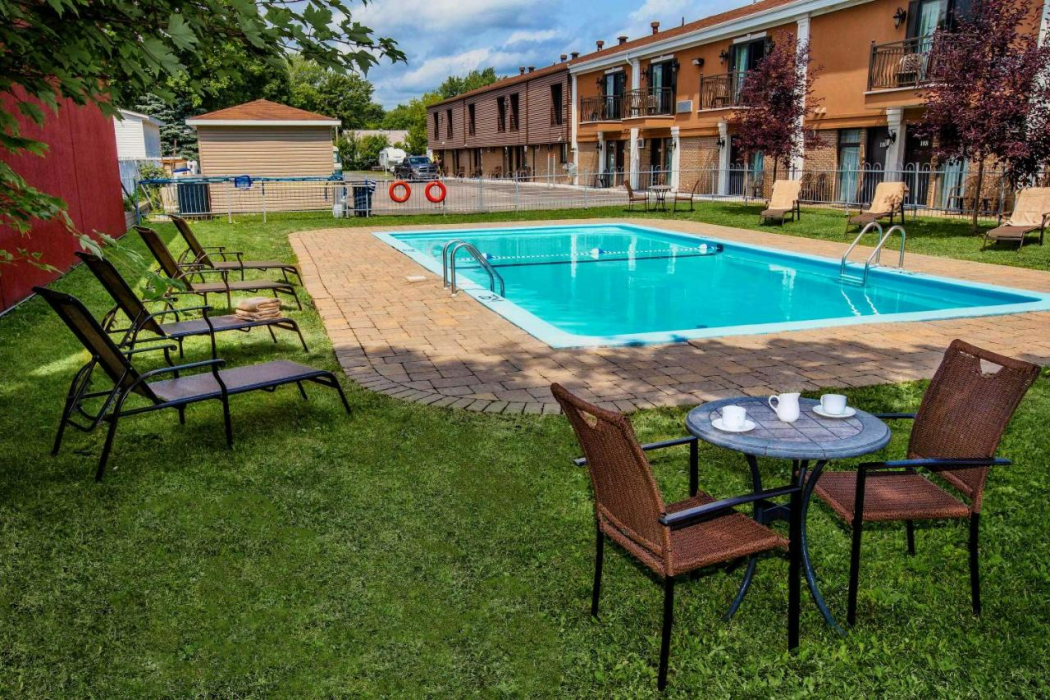 Hôtel & Suites Monte-Cristo 32/63