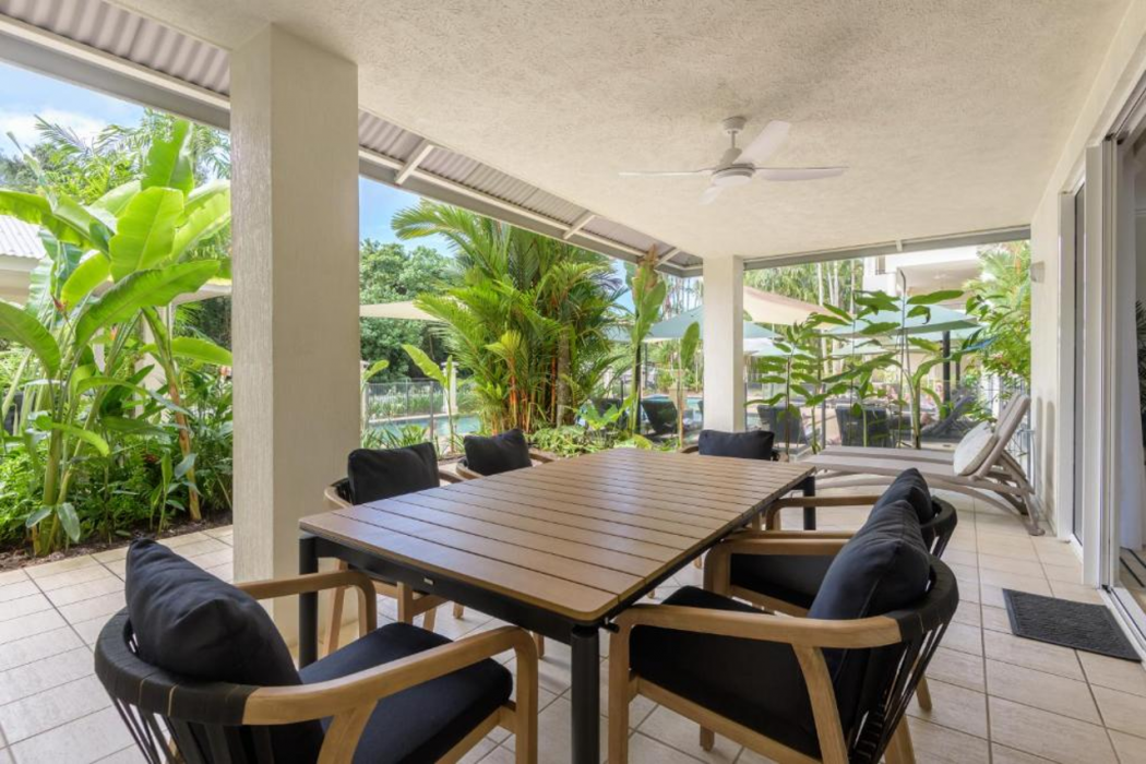 Mandalay Luxury Beachfront Apartments 28/59
