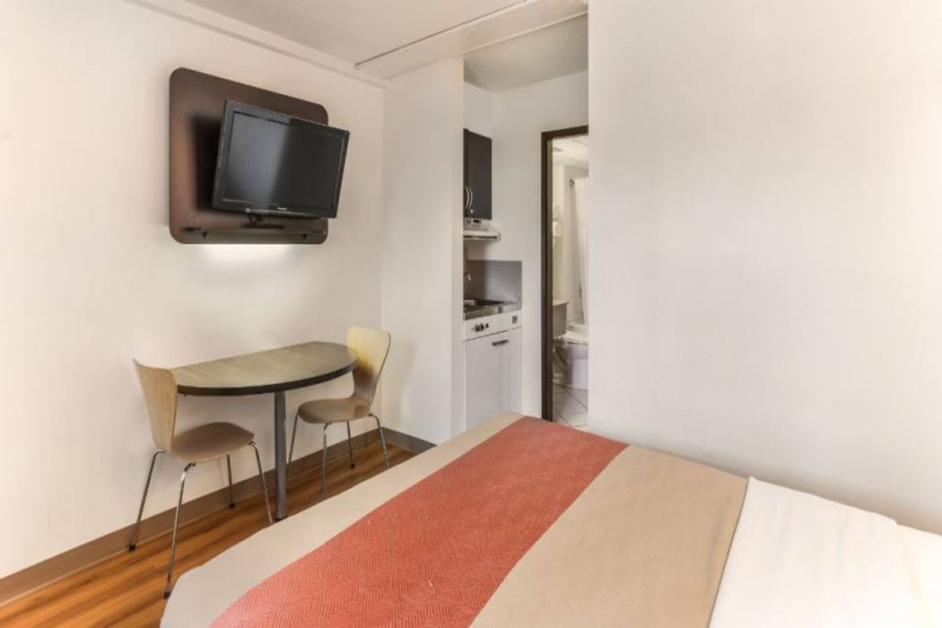 Motel6 Lethbridge Ab 12/62